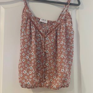 Medium size tank top perfect condition